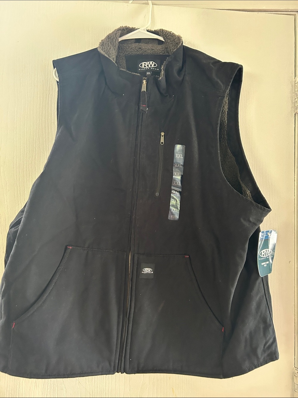 Rival Black Fleece-Lined Men's Vest - XXL